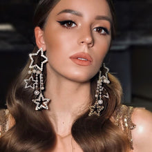 Load image into Gallery viewer, Shiny Crystal Pearls Earrings