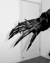 Load image into Gallery viewer, H3LL NO avant-garde unisex niche cool dragon claw gloves