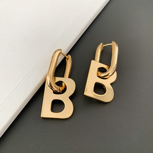 H3LL NO niche designer unisex B-shaped earrings gold color exaggerated pendant jewelry men womens