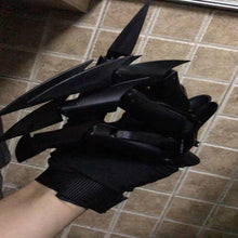 Load image into Gallery viewer, H3LL NO avant-garde unisex niche cool dragon claw gloves